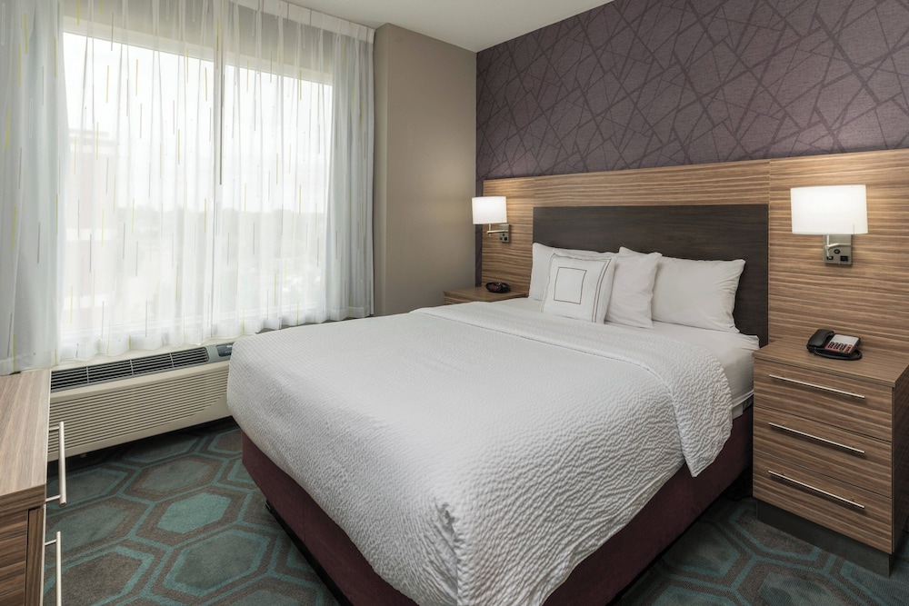 TownePlace Suites by Marriott Chicago Schaumburg - photo 10
