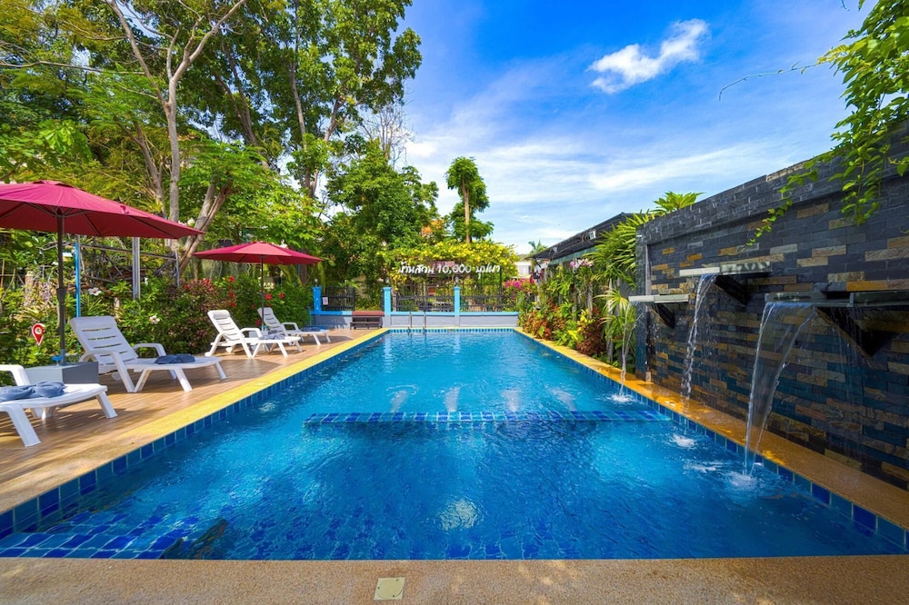 Fantastic Resort Near Town Location BS88 in Hua Hin, Thailand