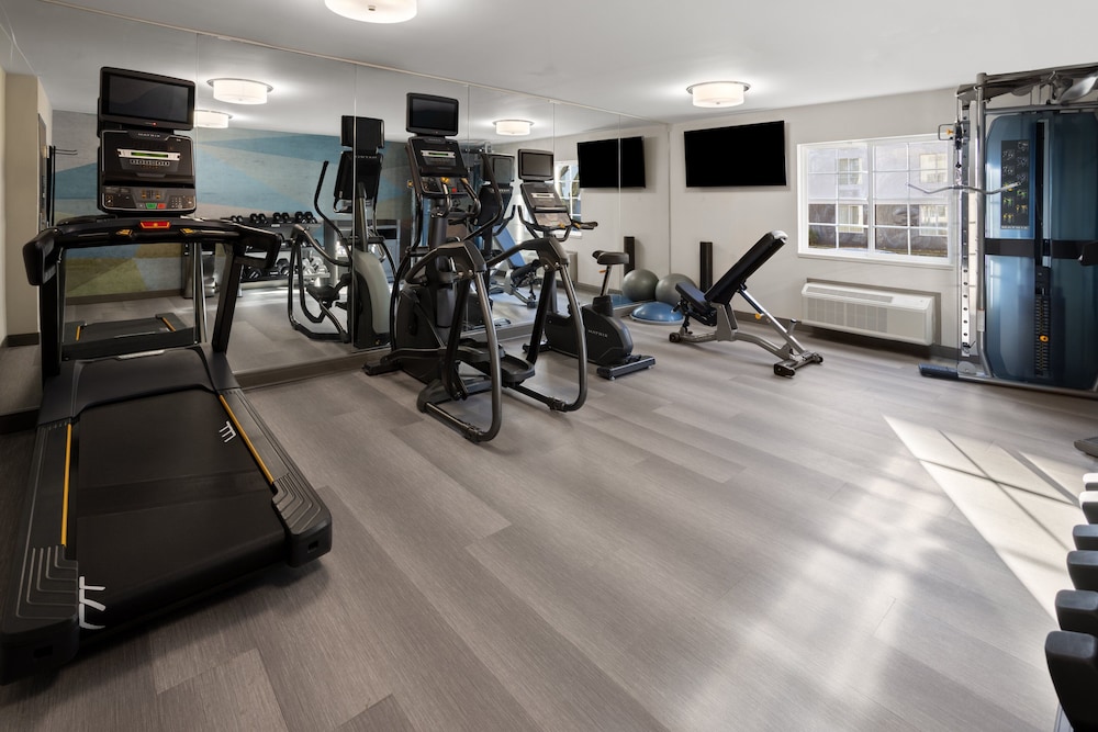 Candlewood Suites Richmond South by IHG - photo 43