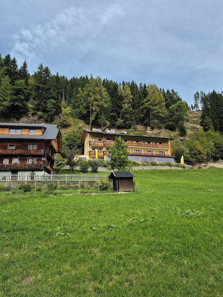 Hotel Restaurant Raunig in Bad Kleinkirchheim, Austria