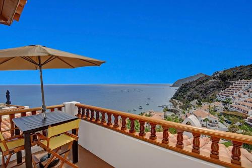 H1788 Hamilton Cove Villa 17 88 — 4-Star Luxury Hotel in Avalon, United States