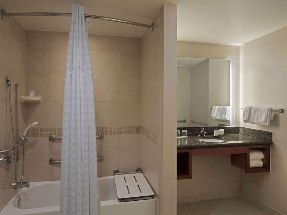 Embassy Suites Hotel Winston Salem - photo 27