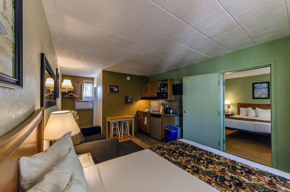 Marlane Motel - photo 27