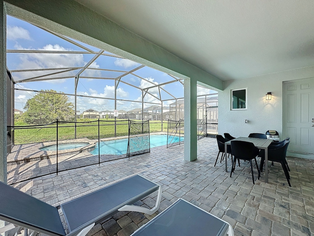 Luxury 6 Bed Villa With Pool Spa in Solara Resort - photo 79