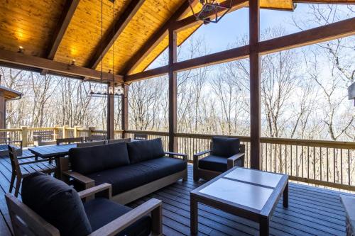 Sunset Ridge Hideaway — Banner Elk — photo 2