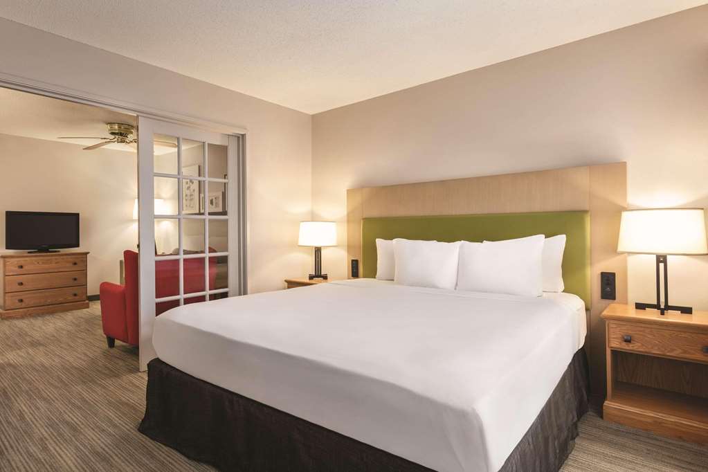 Country Inn & Suites by Radisson Springfield OH - photo 26