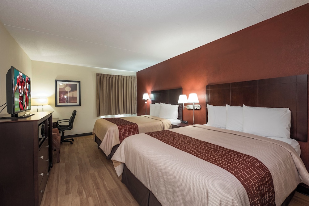 Red Roof Inn & Suites Cincinnati North Mason in Cincinnati, United States