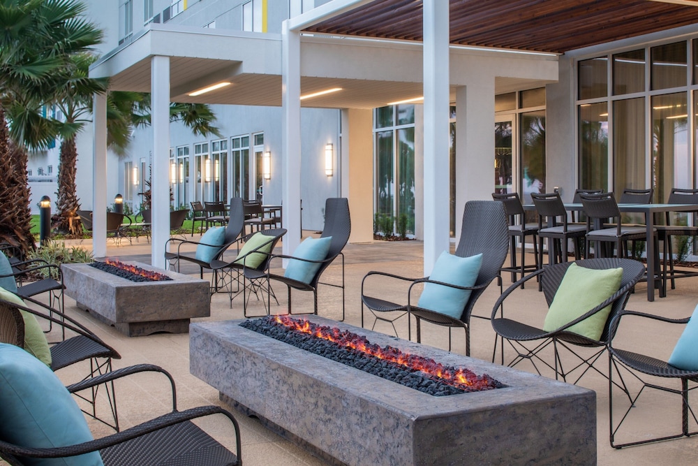 Courtyard by Marriott Titusville Kennedy Space Center - carbon neutral hotel in Titusville