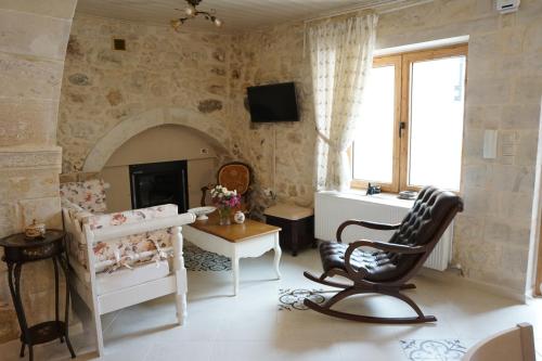 Ioanna House — 4-Star Luxury Hotel in Rethymno, Greece