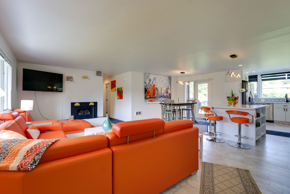 Cozy Retreat In Spokane Valley With Fireplace — Spokane Valley