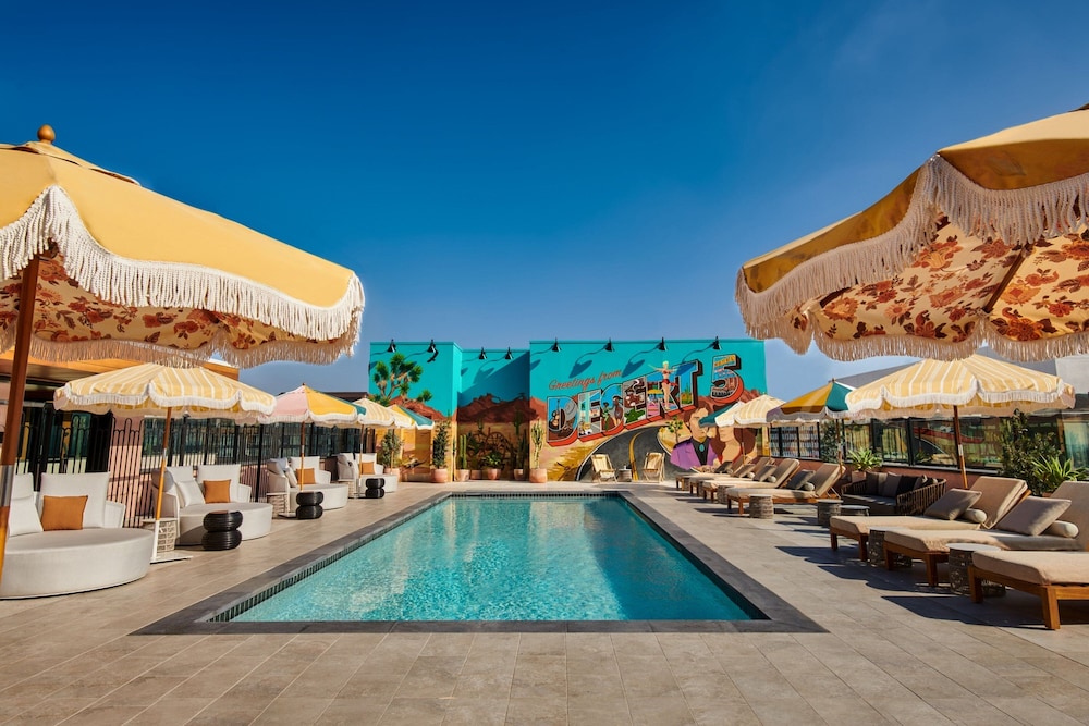 Hollywood Volume A Tribute Portfolio Hotel - photo 23