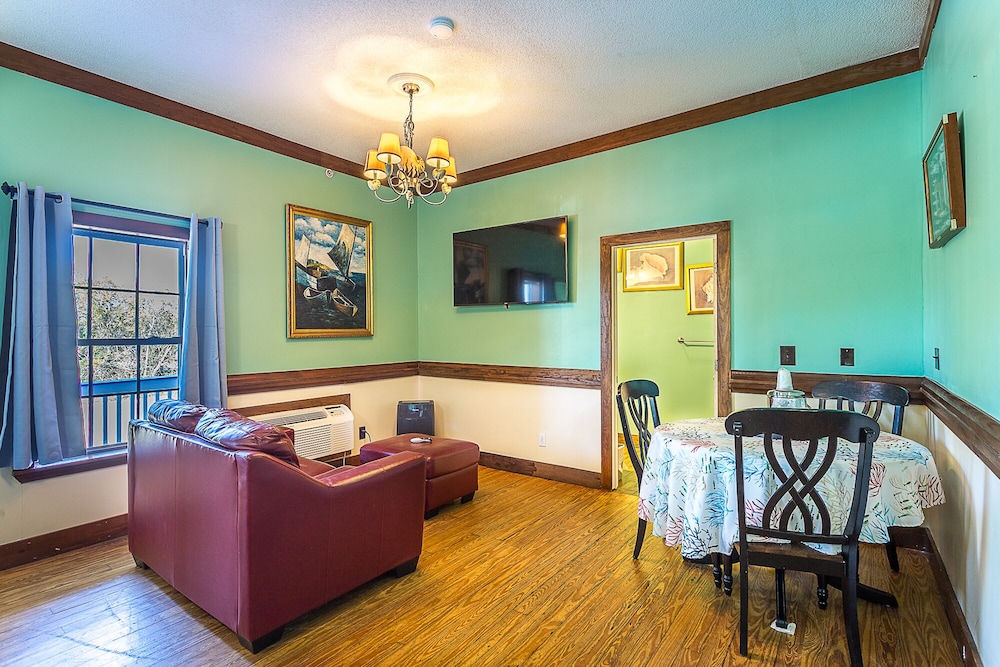 St. George Inn - photo 41