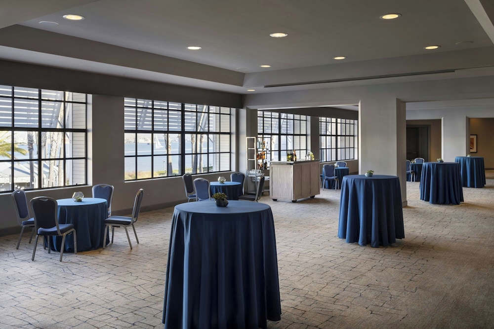 Coronado Island Marriott Resort & Spa - photo 90