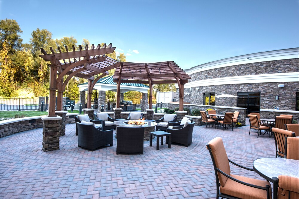 Staybridge Suites Albany Wolf Rd Colonie Center by IHG - photo 20