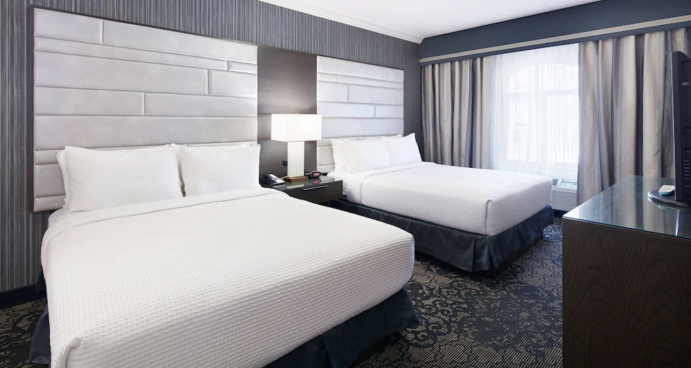 Best Western Plus Abbey Inn - photo 29