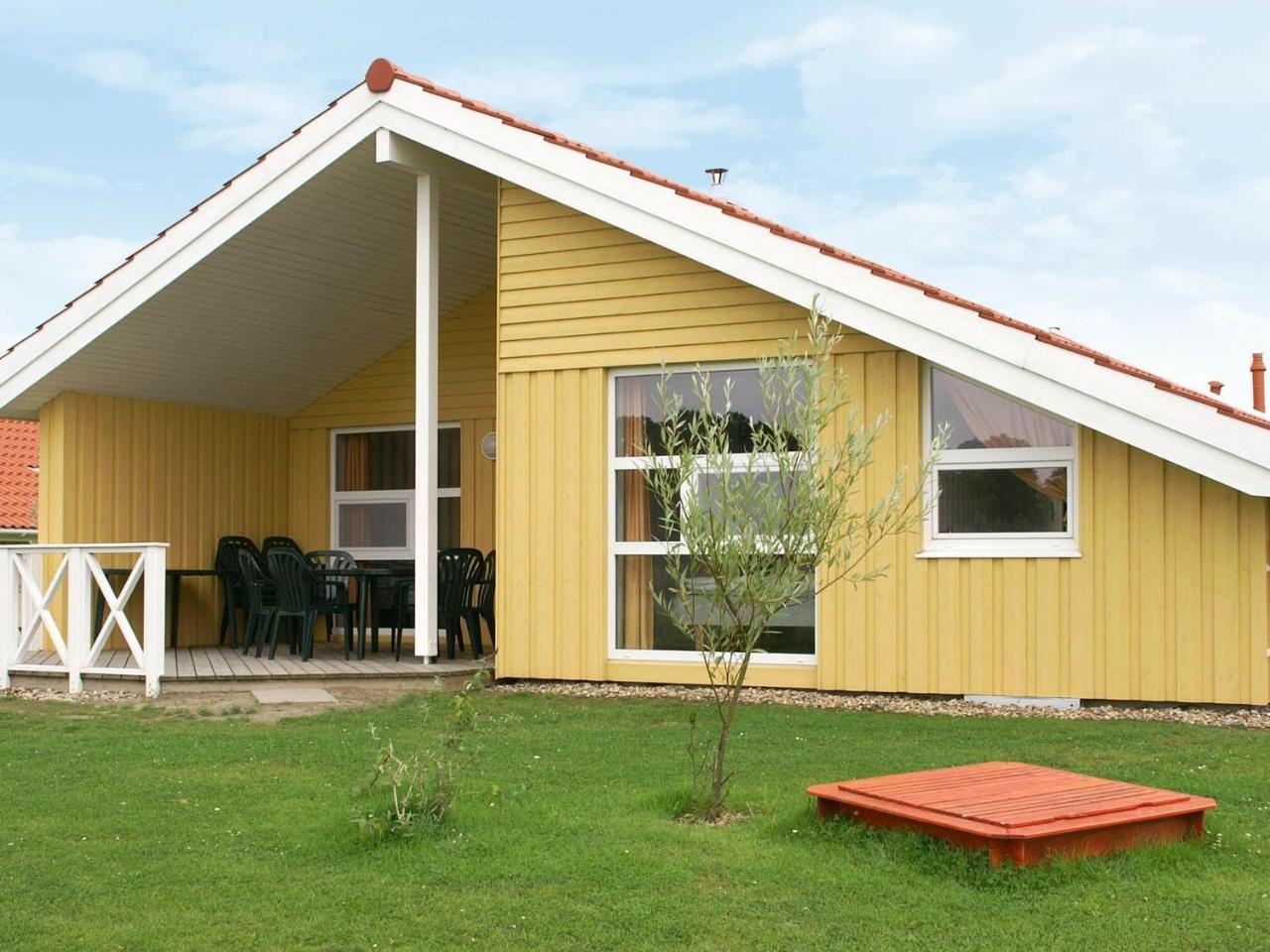 12 person holiday home in Otterndorf — 4-Star Luxury Hotel in Otterndorf, Germany
