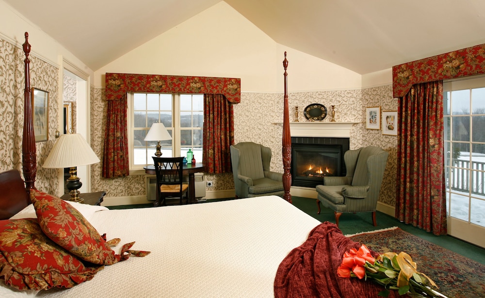 Chesterfield Inn - photo 22