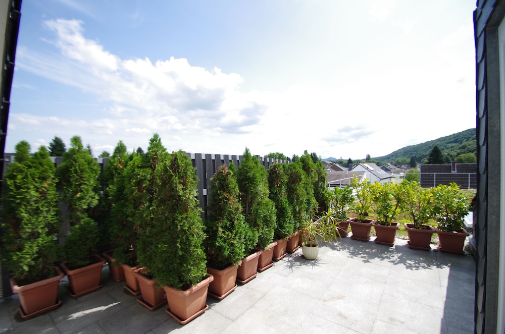 Luxury Apartments Bonn — 4-Star Luxury Hotel in Bonn, Germany