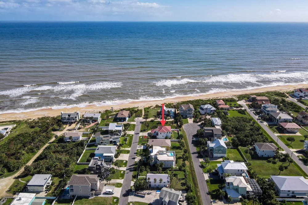 Ocean View Paradise Steps away from the Beach Will Accommodate Up To 10 People including 1 3 Fa - photo 68