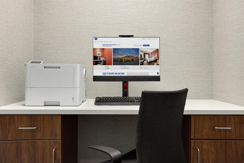 Hampton Inn Derby Wichita Southeast - photo 37