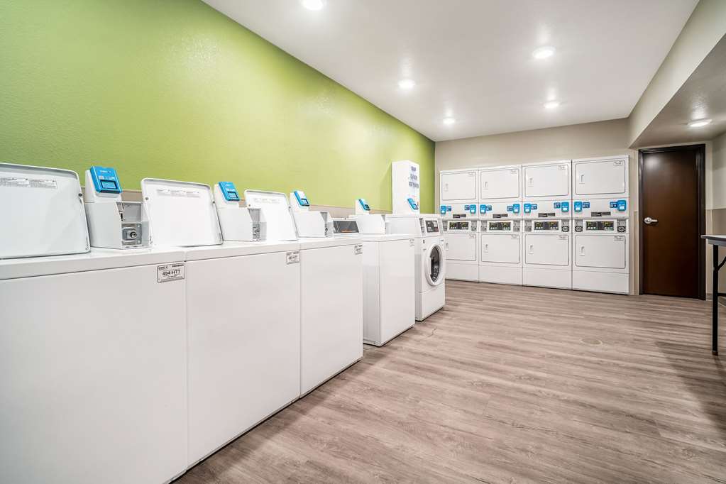 WoodSpring Suites Naples West - photo 28