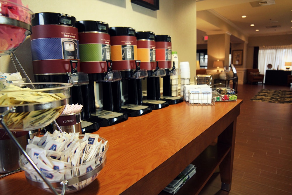 Hampton Inn & Suites Concord Charlotte - photo 29