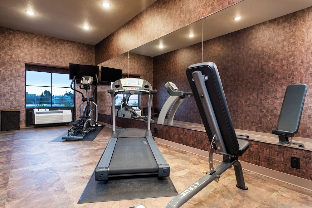 Cobblestone Hotel & Suites Lynden - photo 81
