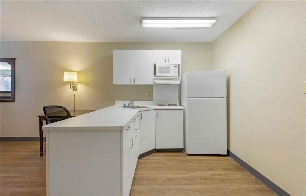 Extended Stay America Suites New York City LaGuardia Airport - photo 38