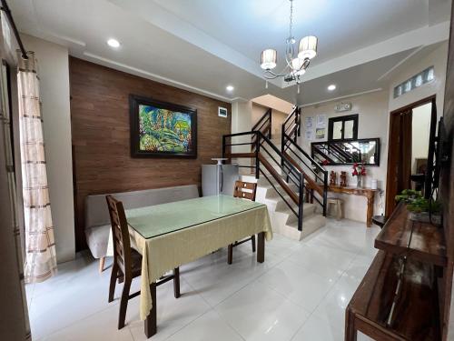 Baguio City Excel s Transient House — 5-Star Luxury Hotel in Baguio, Philippines