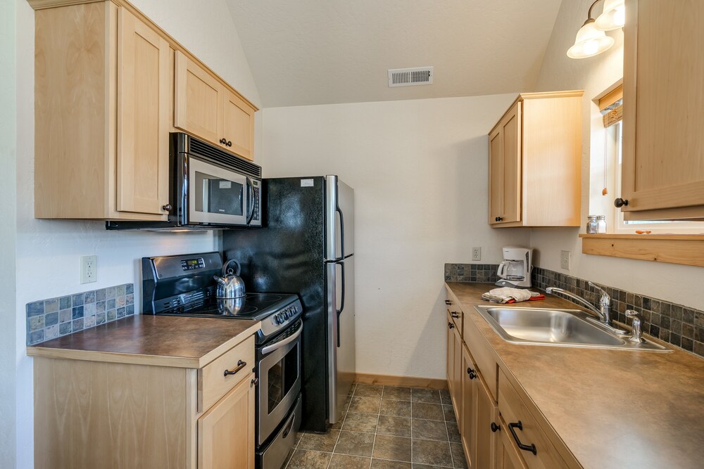 Dover Bay Resort - photo 12