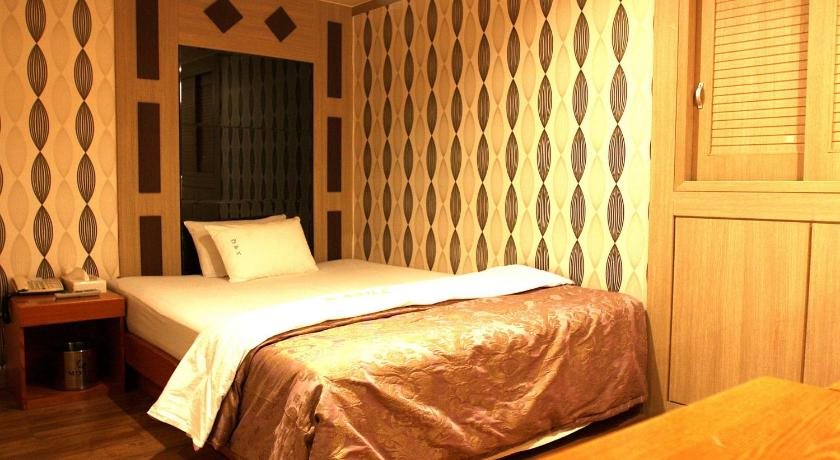 Q Motel - last minute hotel in Seoul