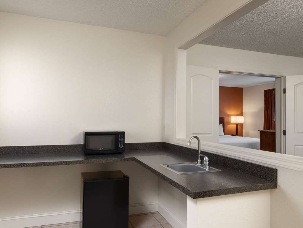 Ramada by Wyndham Elko Hotel at Stockmen's Casino - photo 47