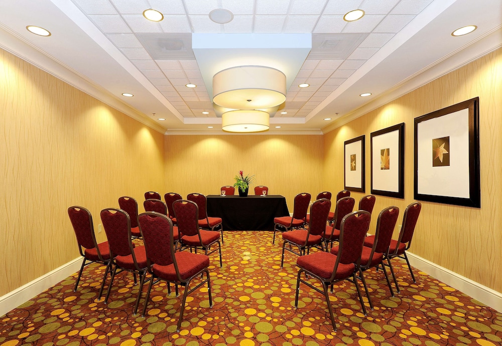 Hilton Garden Inn Columbia Northeast - photo 36