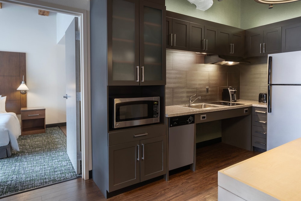 Residence Inn by Marriott Boston Downtown Seaport - photo 36