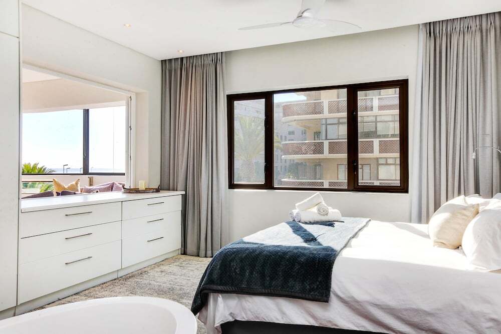 Backup Powered Sea View Apartment on the Promenade