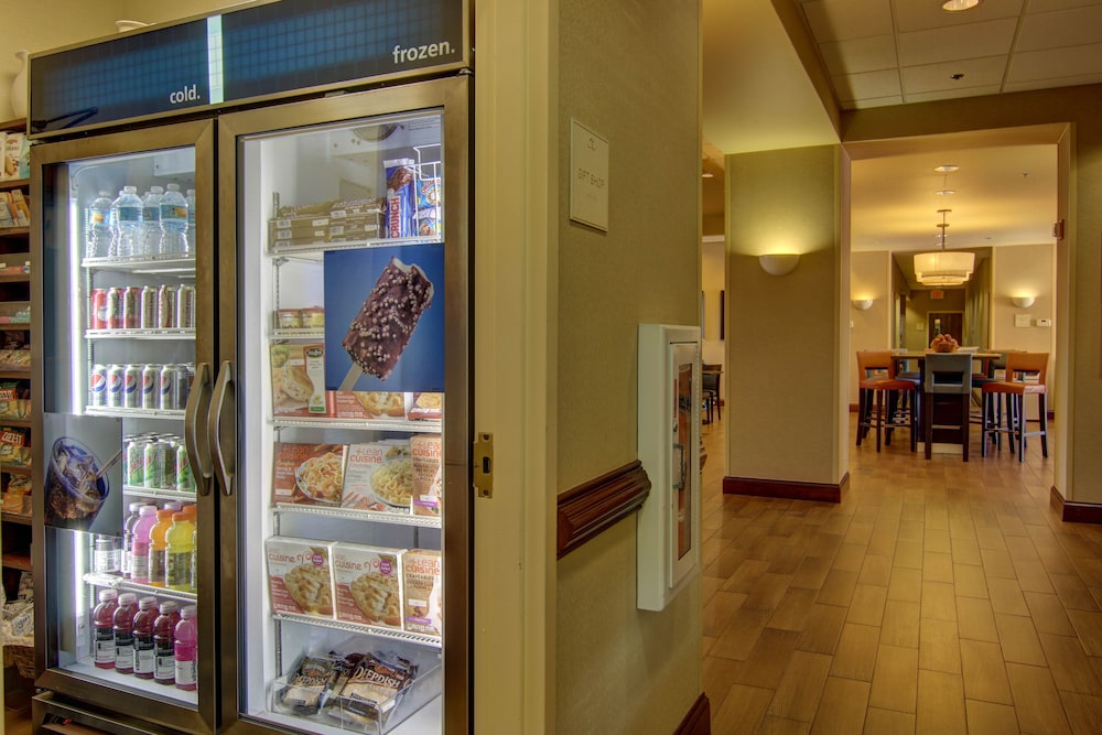 Hampton Inn & Suites Atlanta Galleria - photo 35