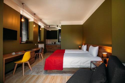 Urban Apartments 116