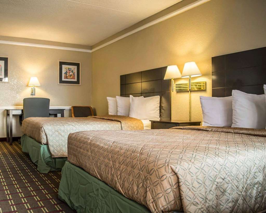 Rodeway Inn Near Ybor City Casino - photo 21