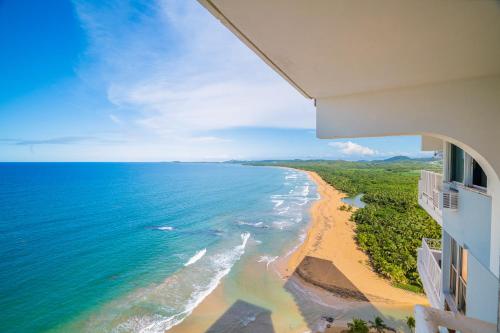 Ocean Front Amazing view Sandy Hills by PH — Luquillo — photo 4