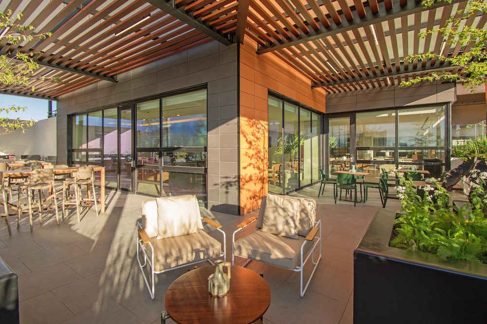 Staybridge Suites Guadalajara Novena by IHG