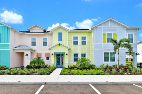 Colorful Villa Near Disney With Margaritaville Resort & Island H20 Waterpark Access 3128Cs — 4-Star Luxury Hotel in Orlando, United States