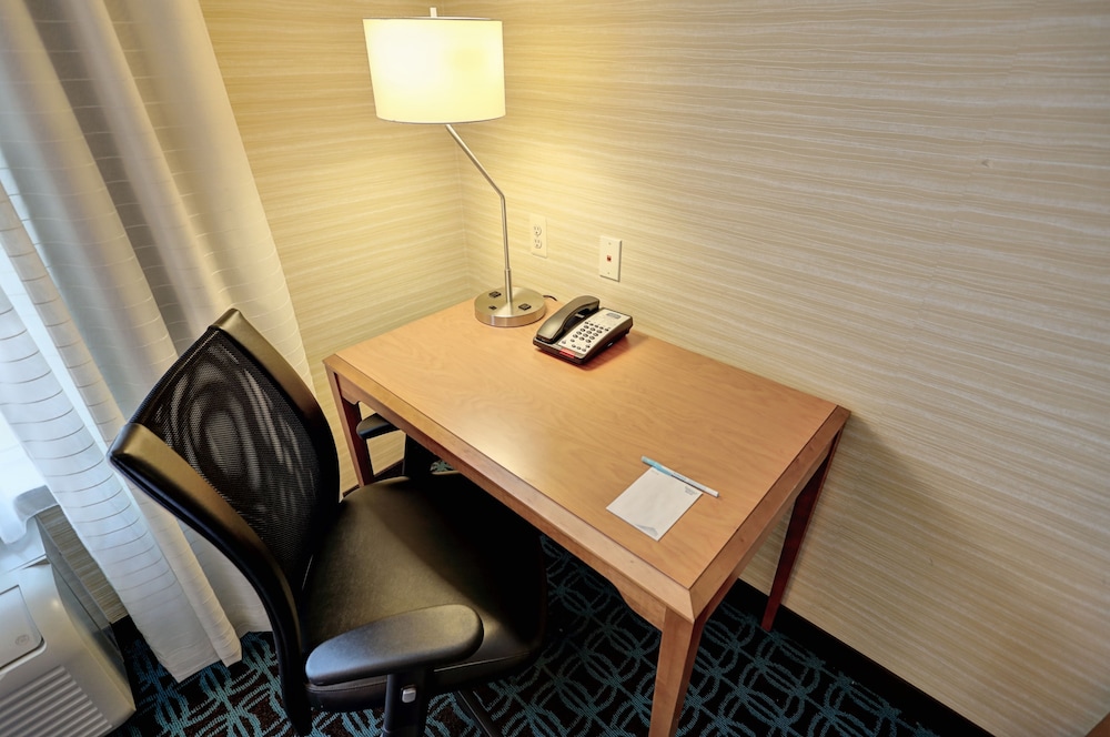 Fairfield Inn & Suites by Marriott Edison South Plainfield - photo 16