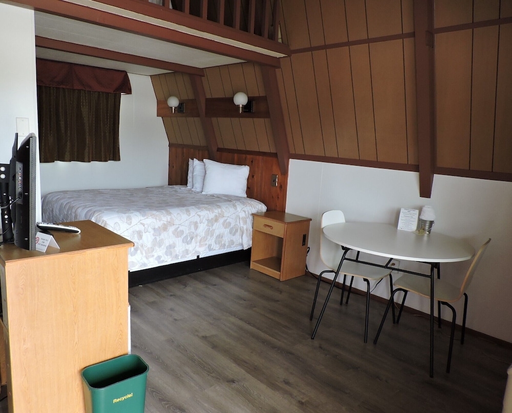 The Ranch Motel - photo 18