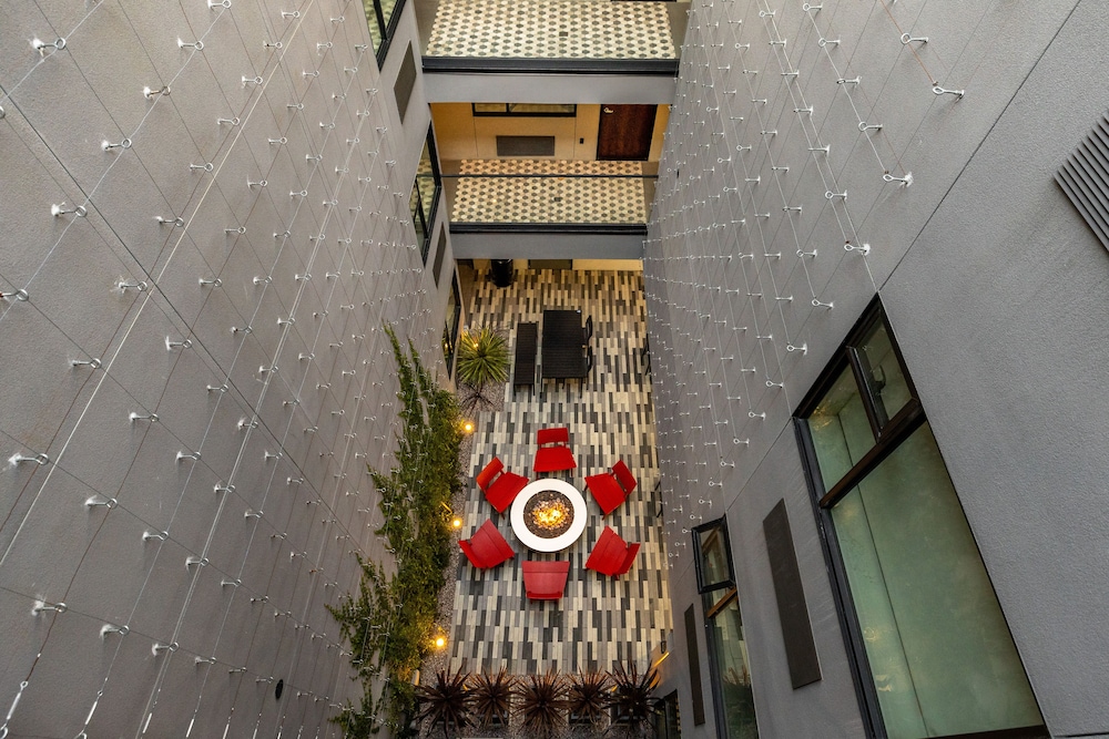 Infinity Hotel San Francisco Tapestry Collection by Hilton - photo 48