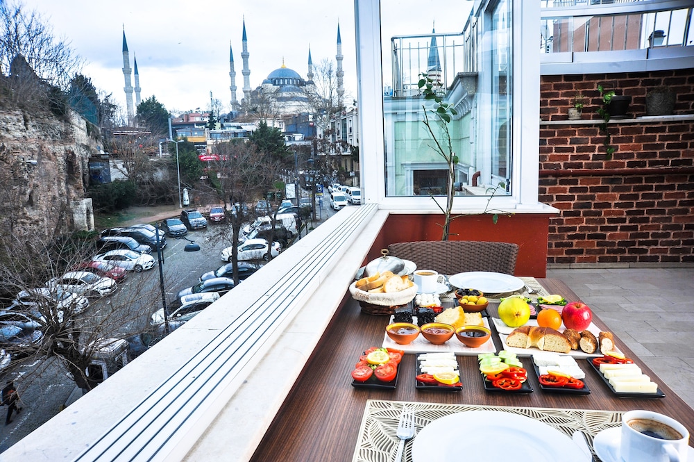 Hotel Erguvan Special Category — 4-Star Luxury Hotel in Istanbul, Turkey