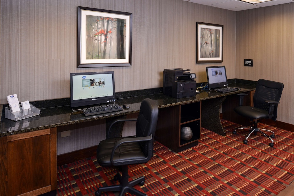 Hampton Inn Chicago Carol Stream - photo 35