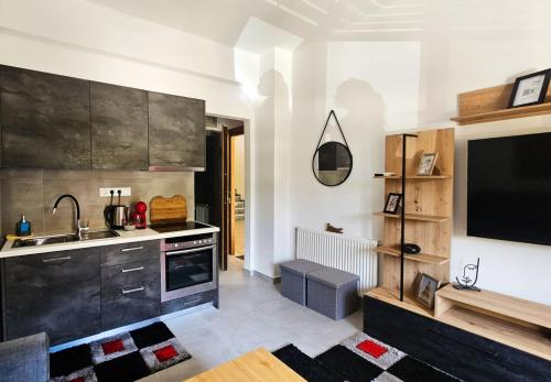 Chalkida Center Hideaway — 4-Star Luxury Hotel in Chalkida, Greece