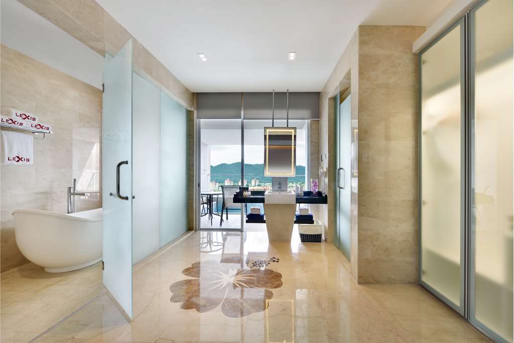 Lexis Suites Penang — George Town — photo 2