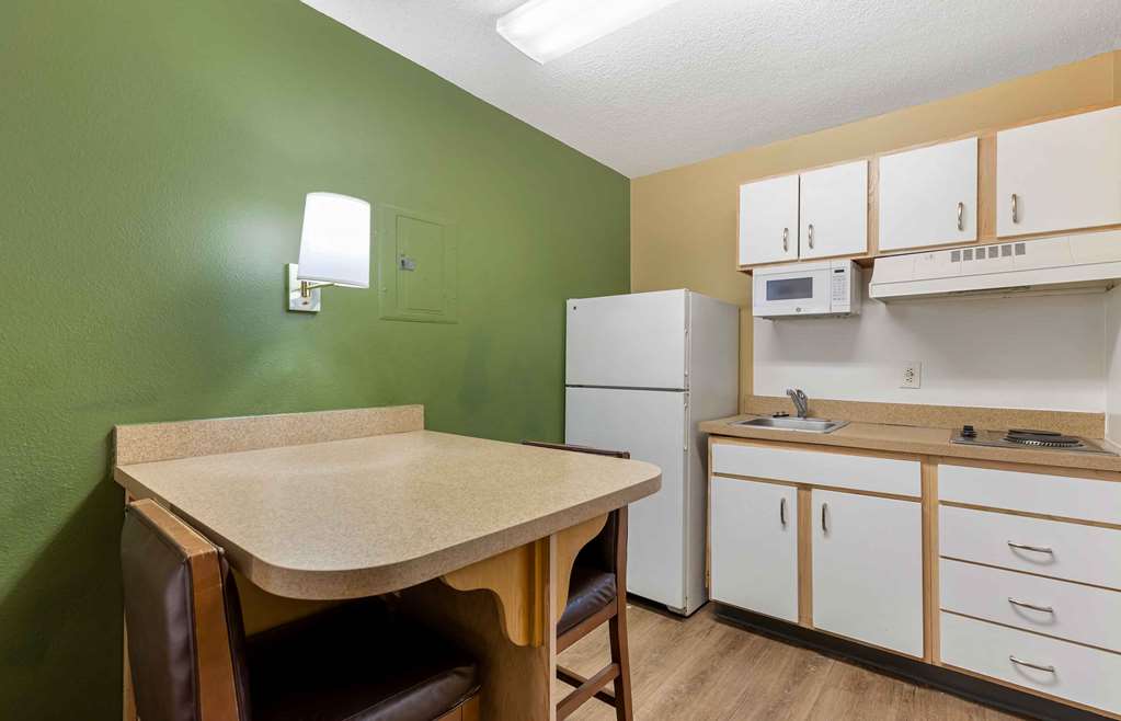 Extended Stay America Select Suites Denver Cherry Creek - photo 43