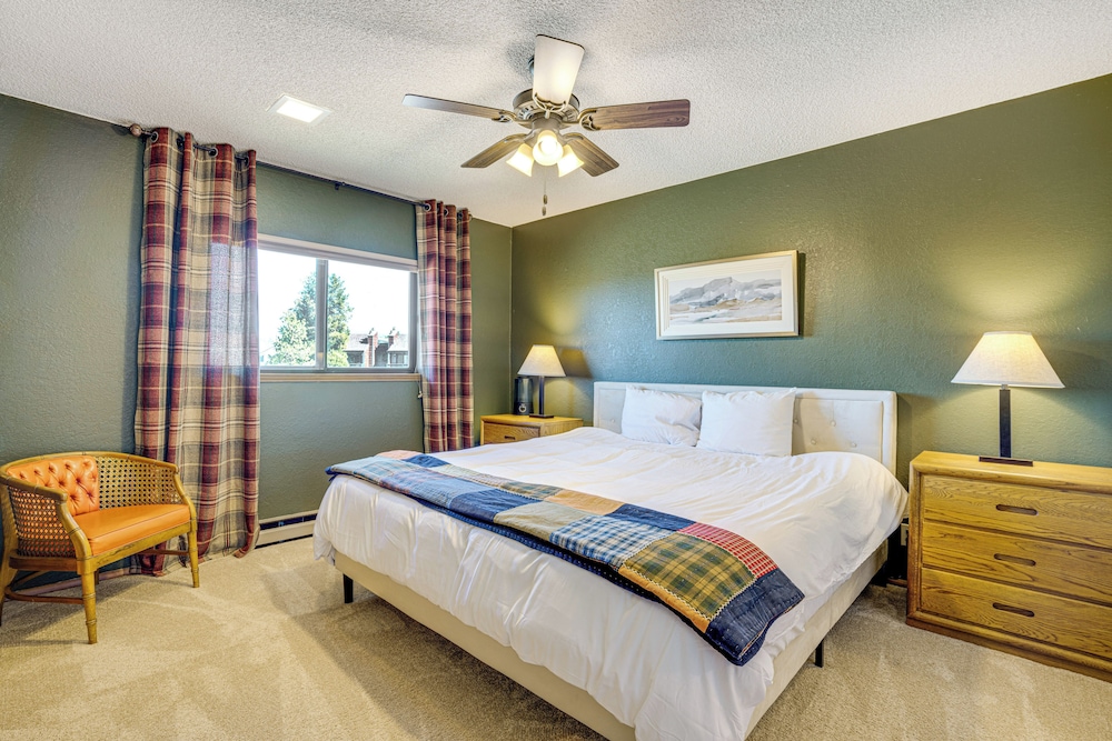 6 Mi to Winter Park Resort Fraser Condo with Pool - photo 11